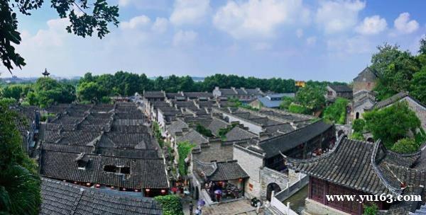 江苏这条千年古街，被誉为镇江的“文脉”，还有国内唯一过街石塔 